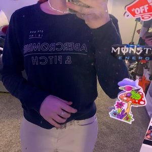 SMALL A&F sweater 💕